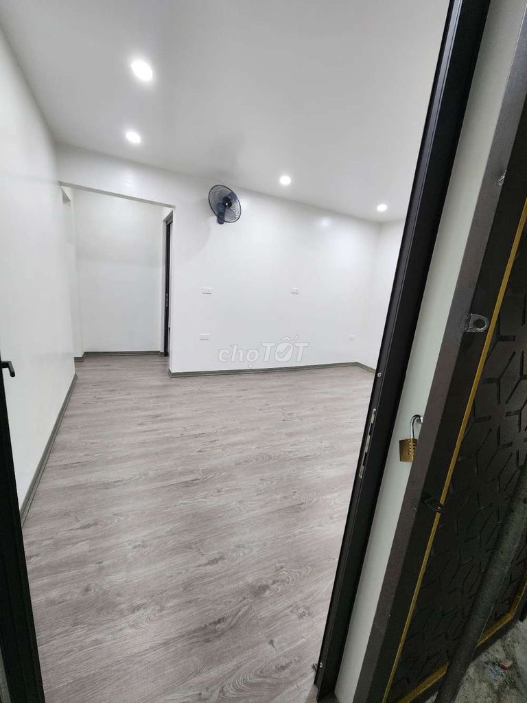 Bán nhà chính chủ. Mua bán căn hộ/chung cư tại Quận Ba Đình Hà Nội được đăng bởi Vũ thị Ny hình 3
