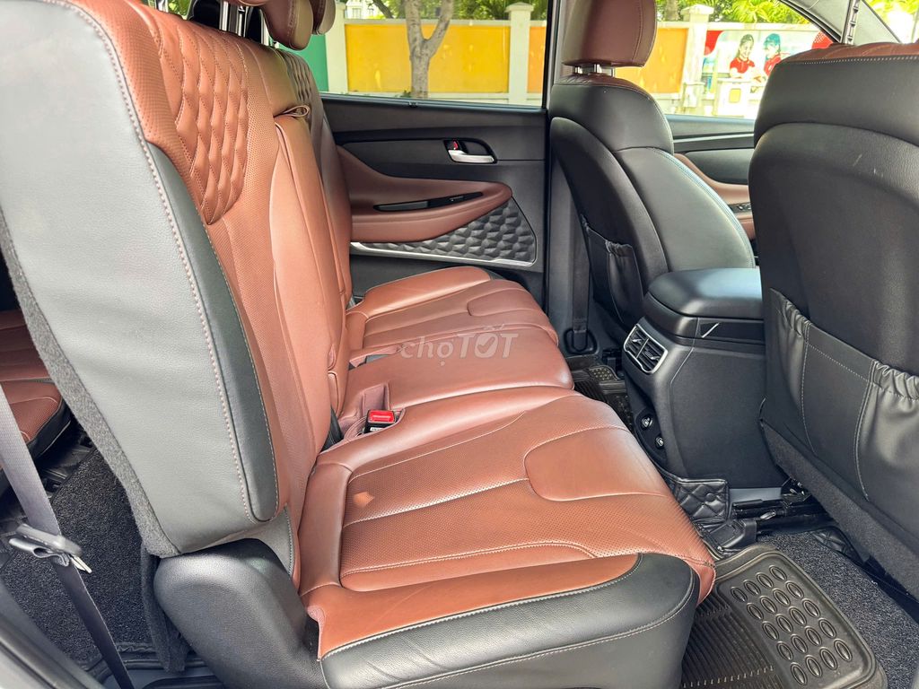 Hyundai Santafe Full xăng, đời 2021. Mua bán Ô tô tại Quận Long Biên Hà Nội được đăng bởi PHÚC LÂM  AUTO hình 15