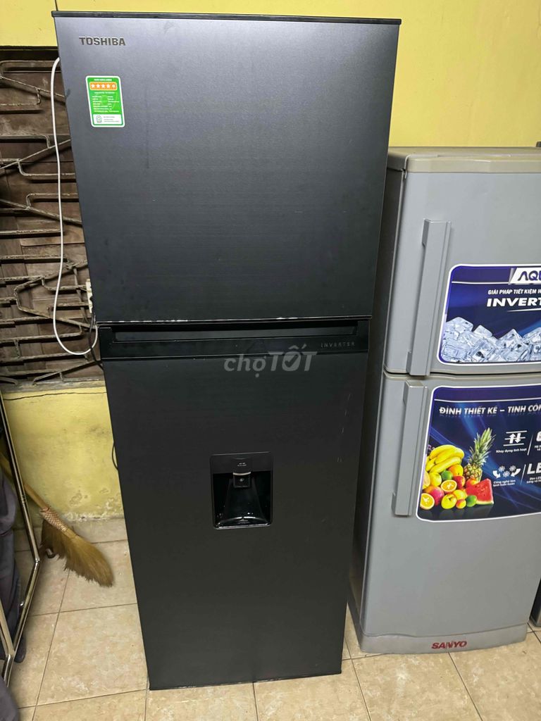 thanh lý tủ lạnh Toshiba 250 lít mới tin