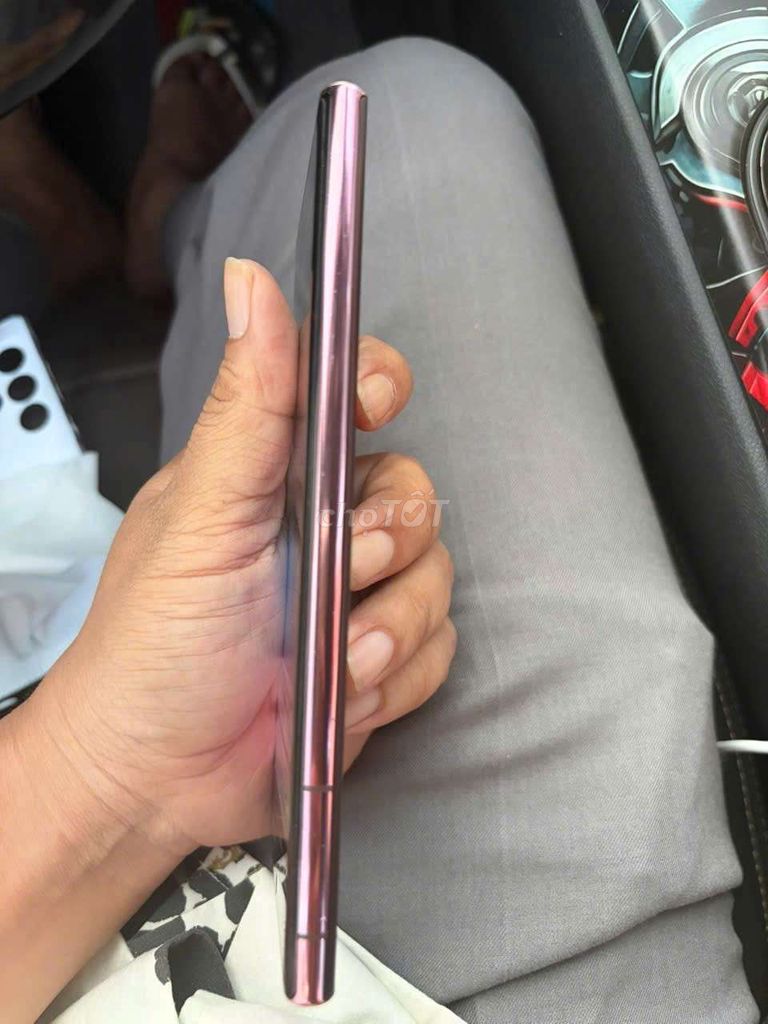 Samsung Galaxy S22 Ultra Đỏ tía. Mua bán Điện thoại tại Thành phố Thủ Đức Tp Hồ Chí Minh được đăng bởi Nguyen Thanh Kha hình 1