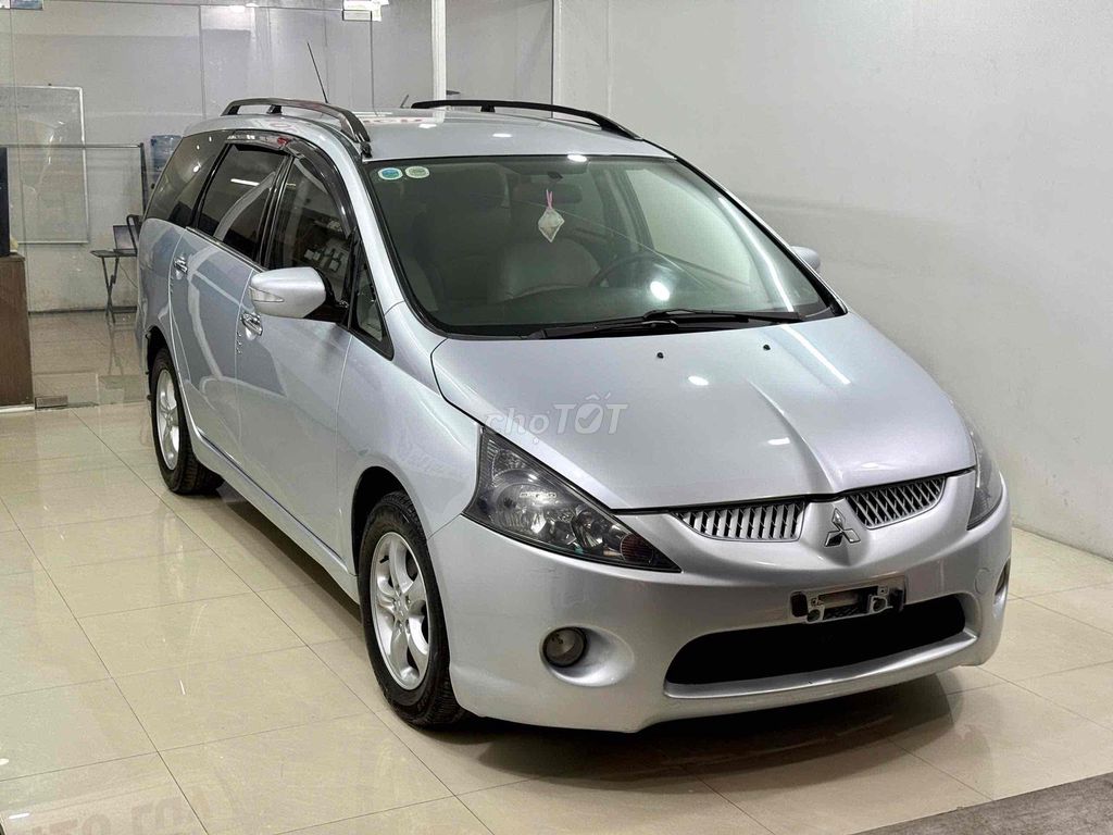 Mitsubishi Grandis 2005 2.4 AT - 120000 km. Mua bán Ô tô tại Quận Tân Phú Tp Hồ Chí Minh được đăng bởi Thế Anh hình 4