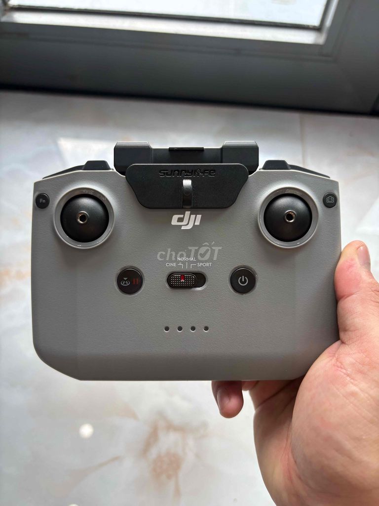 Tay điều khiển DJI N1. Mua bán Máy ảnh, Máy quay tại Huyện Hòn Đất Kiên Giang được đăng bởi dang khoa le hình 1