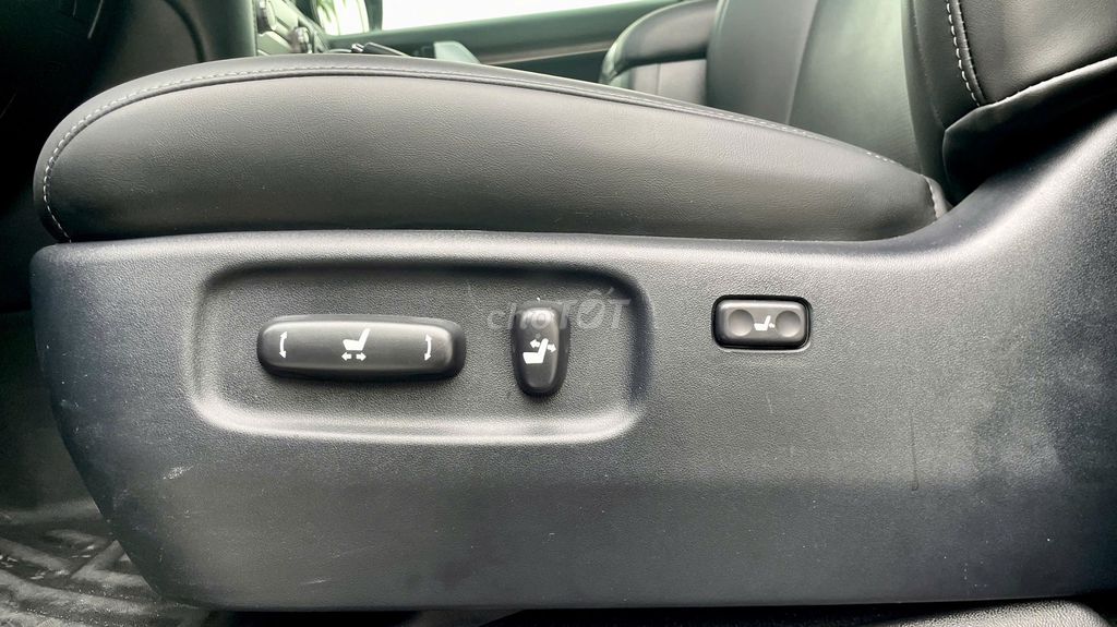 Bán LAND CRUISER V8 4.6. Mua bán Ô tô tại Quận Bắc Từ Liêm Hà Nội được đăng bởi Trần Tường hình 14