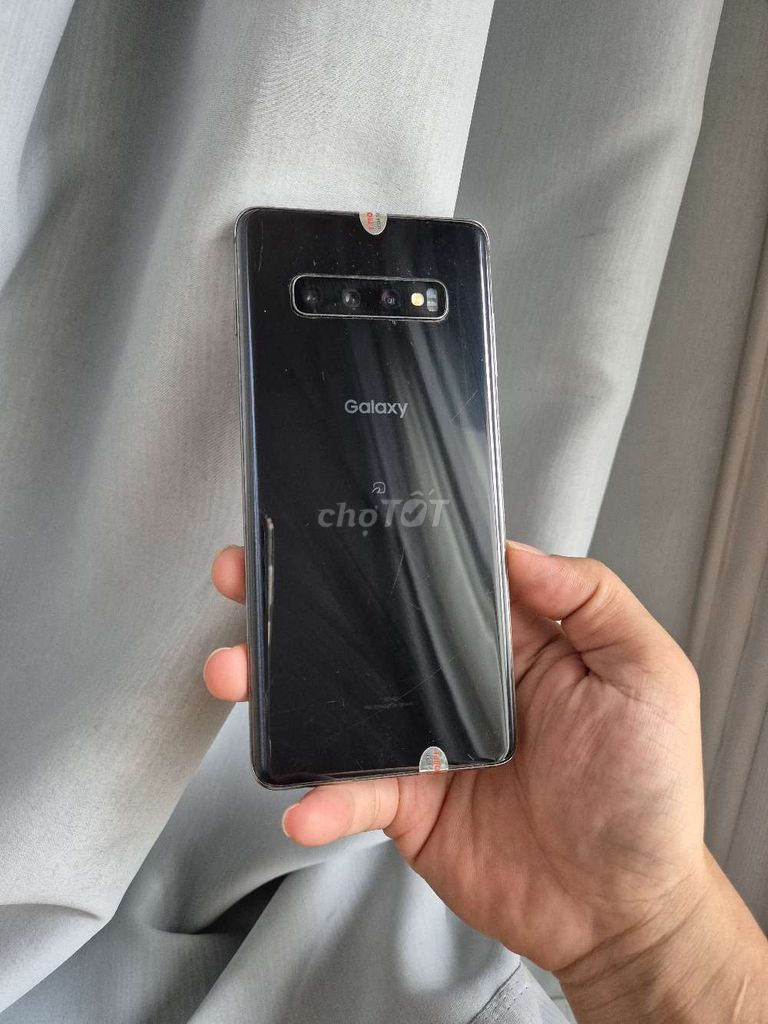 Samsung S10+ 128GB. Mua bán Điện thoại tại Quận 8 Tp Hồ Chí Minh được đăng bởi Phan Minh Tân hình 1