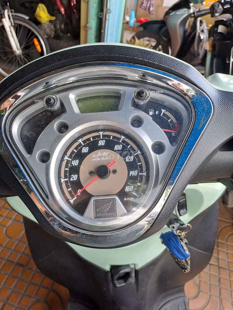 SH Mode 2015 nguyên zin đẹp như xe thùng 9 chủ bao. Mua bán Xe máy tại Thành phố Sa Đéc Đồng Tháp được đăng bởi Anh Thành hình 4