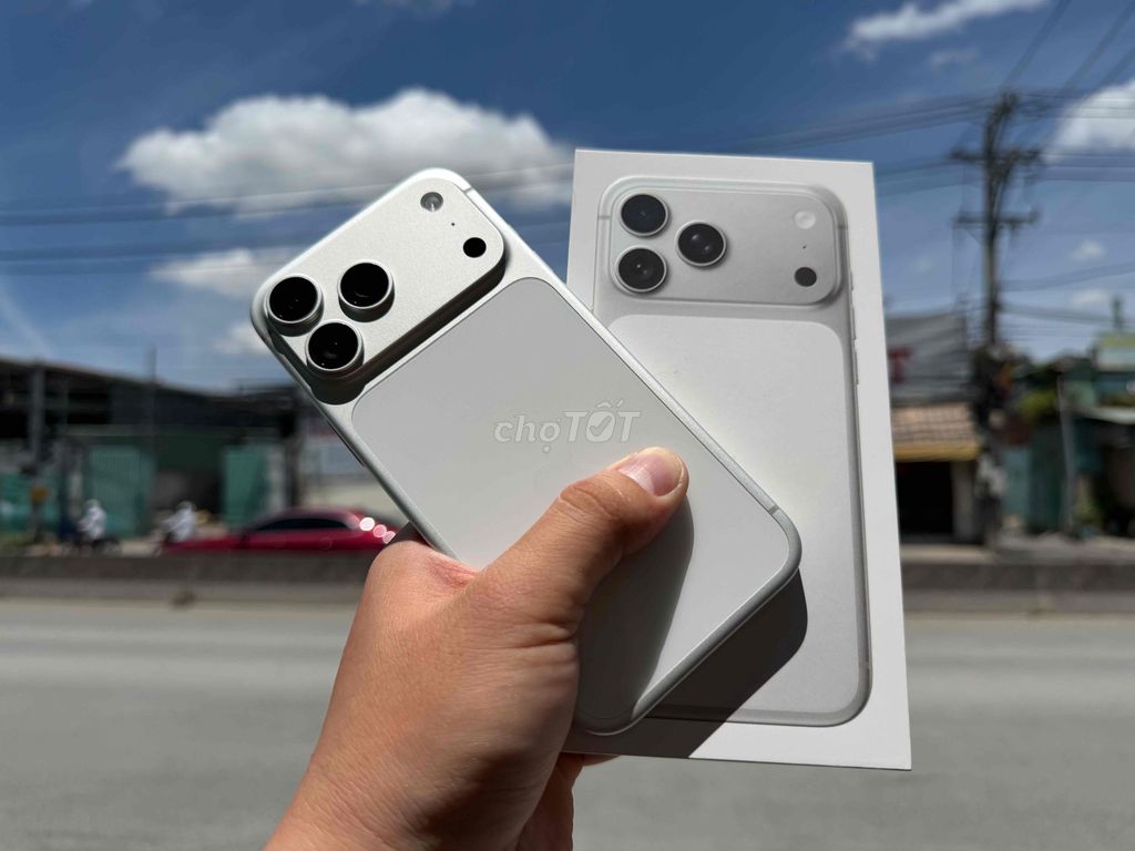 Apple iPhone 17 Pro Max 256GB Vietnam Fullbox. Mua bán Điện thoại tại Quận 11 Tp Hồ Chí Minh được đăng bởi Danh Nguyen hình 1