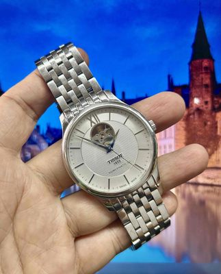 tissot đồng hồ. Mua bán Đồng hồ tại Thành phố Thủ Dầu Một Bình Dương được đăng bởi tom tep