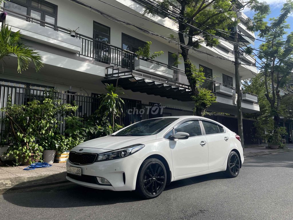 Kia Cerato 2016 1.6 AT bản full. Mua bán Ô tô tại Quận Thanh Khê Đà Nẵng được đăng bởi Hoang Hieu Hung  hình 2