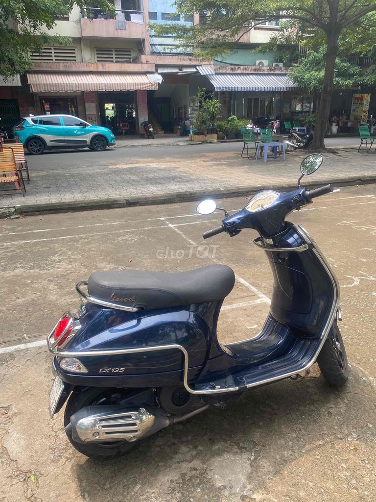 Пьяджо Веспа LX 125 2018 Синий Черный 30 000 км