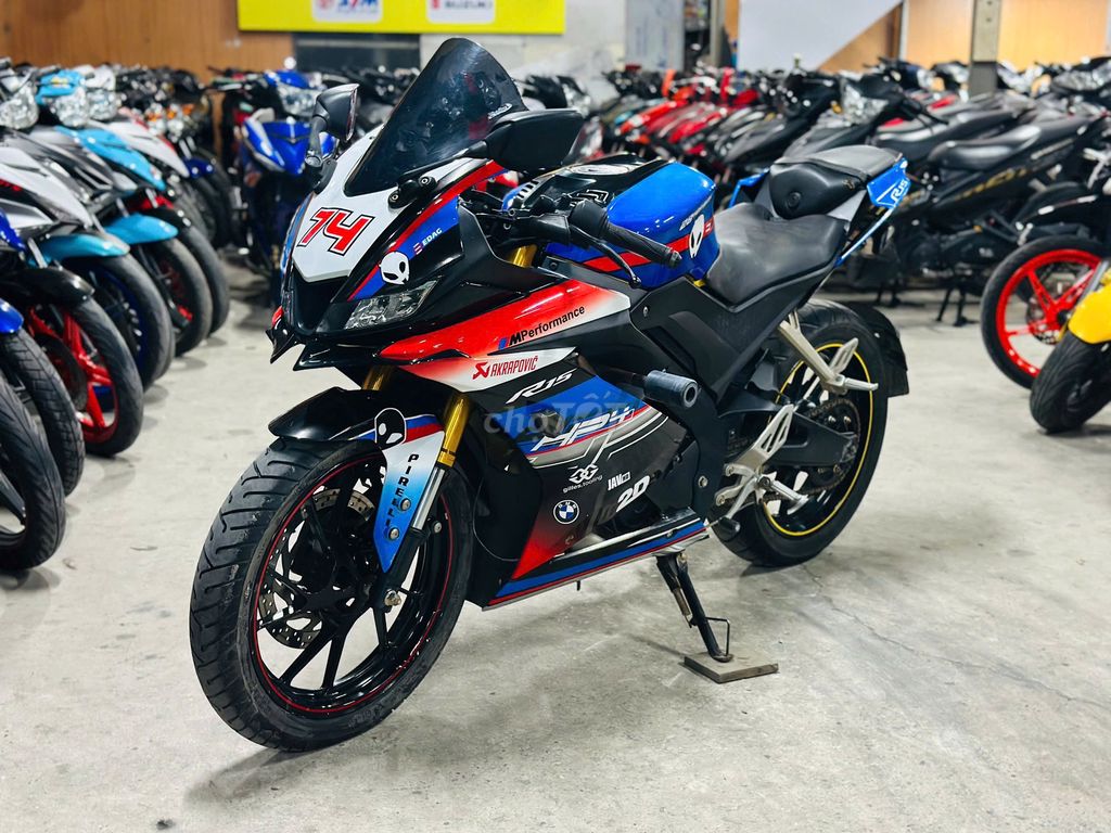 XE MÁYTHANH TÙNG_R15 V3 XANH DÁN FULL ĐỀ CAN. Mua bán Xe máy tại Quận Nam Từ Liêm Hà Nội được đăng bởi THANH TÙNG hình 1