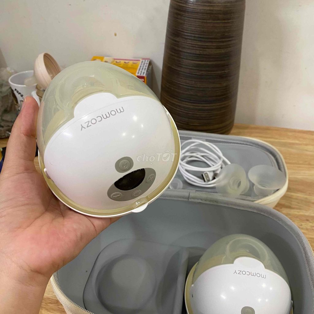 Thanh lý Máy hút sữa Momcozy M5 + Áo rảnh tay. Mua bán Mẹ và bé tại Huyện Bình Chánh Tp Hồ Chí Minh được đăng bởi Thọ Huỳnh hình 1