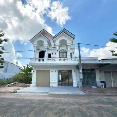4,5x17=76,5m2 Sổ Hồng Nhà Trệt Lầu Đs7 Phong Điền,TPCT Giá 3Tỷ380. Mua bán nhà ở tại Huyện Phong Điền Cần Thơ được đăng bởi Lý Trung Tín