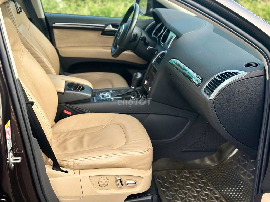 Audi Q7 2011 màu nâu xe đẹp. Mua bán Ô tô tại Quận Gò Vấp Tp Hồ Chí Minh được đăng bởi Phương 831 hình 8
