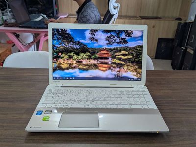 LAPTOP XÁCH TAY TOSHIBA (I7 RAM 8GB CARD GT 740). Mua bán Laptop tại Thành phố Thuận An Bình Dương được đăng bởi LAPTOP THUẬN AN PMVcomputer