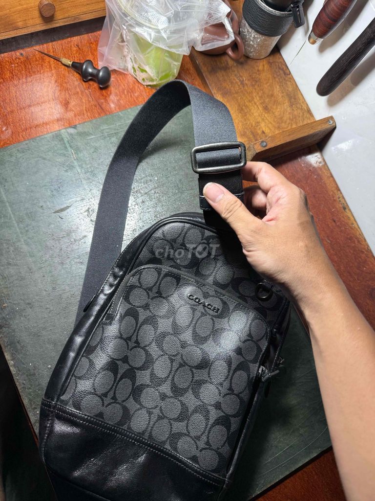Túi đeo chéo Coach Nam Đen. Mua bán Túi xách tại Quận 6 Tp Hồ Chí Minh được đăng bởi Trung hình 1