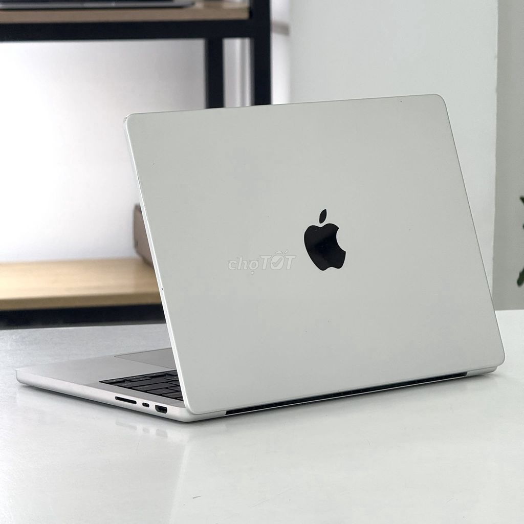 MacBook Pro 14 M1 Max 14 inch 32GB/512GB  khủng. Mua bán Laptop tại Thành phố Huế Thừa Thiên Huế được đăng bởi T T Center hình 1