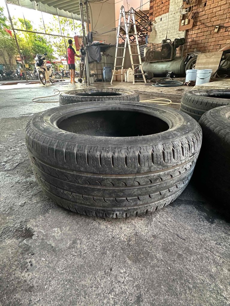 Ford Escape 2010 XLS 2.3 AT 4X2 - 10000 km. Mua bán Ô tô tại Thành phố Thủ Đức Tp Hồ Chí Minh được đăng bởi Nguyen Viet Bi hình 4