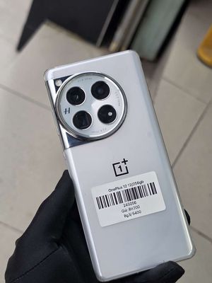 Oneplus 12 12/256Gb chip Snapdragon 8 gen 3
