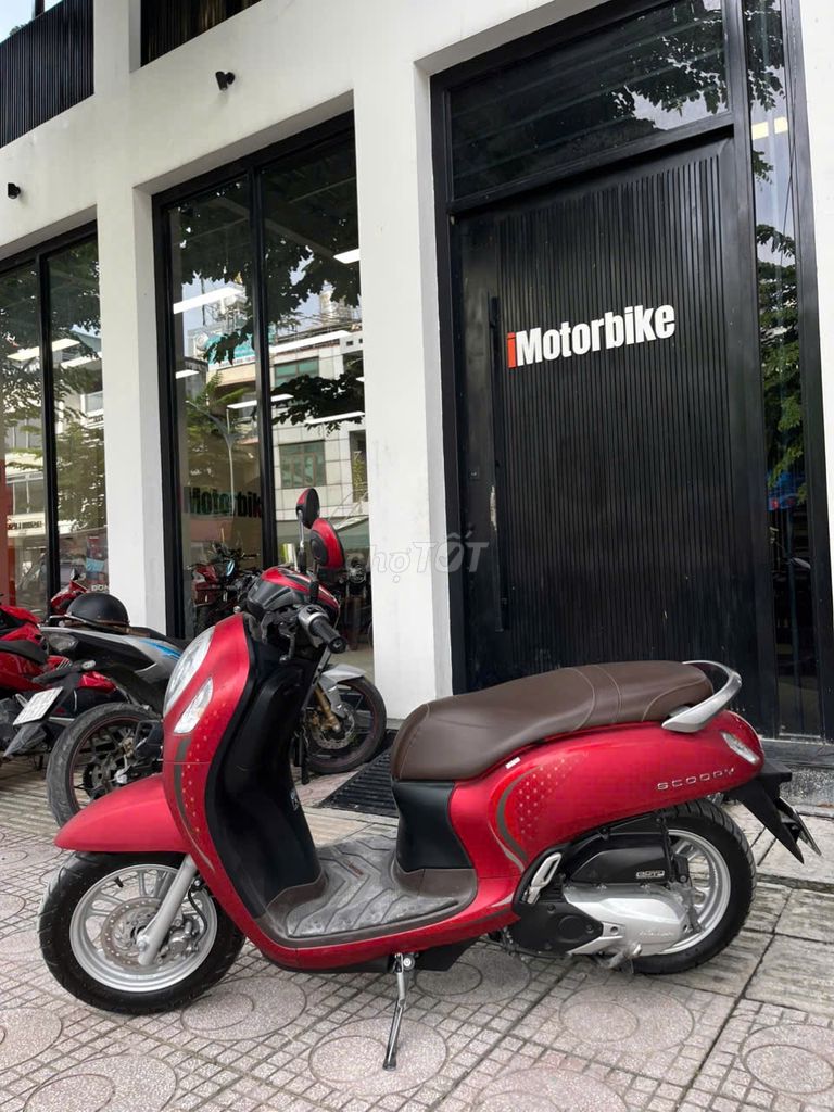 HONDA - Scoopy SIÊU PHẨM - MÀU ĐỎ NÂU- ĐỜI 2024 🔥. Mua bán Xe máy tại Thành phố Thủ Đức Tp Hồ Chí Minh được đăng bởi iMotorbike Viet Nam hình 1