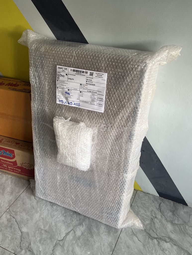 MSI MAG 273QP QD-OLED X24 27" QD-OLED 2K 240Hz. Mua bán Phụ kiện (Màn hình, Chuột...) tại Huyện Cần Đước Long An được đăng bởi Tấn Khương hình 1