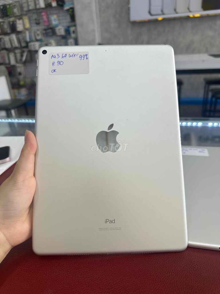 Apple iPad Air 3 64GB Bạc wifi 99%. Mua bán Máy tính bảng tại Thành phố Thủ Dầu Một Bình Dương được đăng bởi Phong Le hình 1