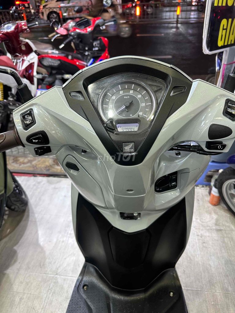 Lead 2021 up 4val, đèn led, smartkey. BSTP 1 chủ. Mua bán Xe máy tại Quận Bình Thạnh Tp Hồ Chí Minh được đăng bởi Lê Nhân hình 4