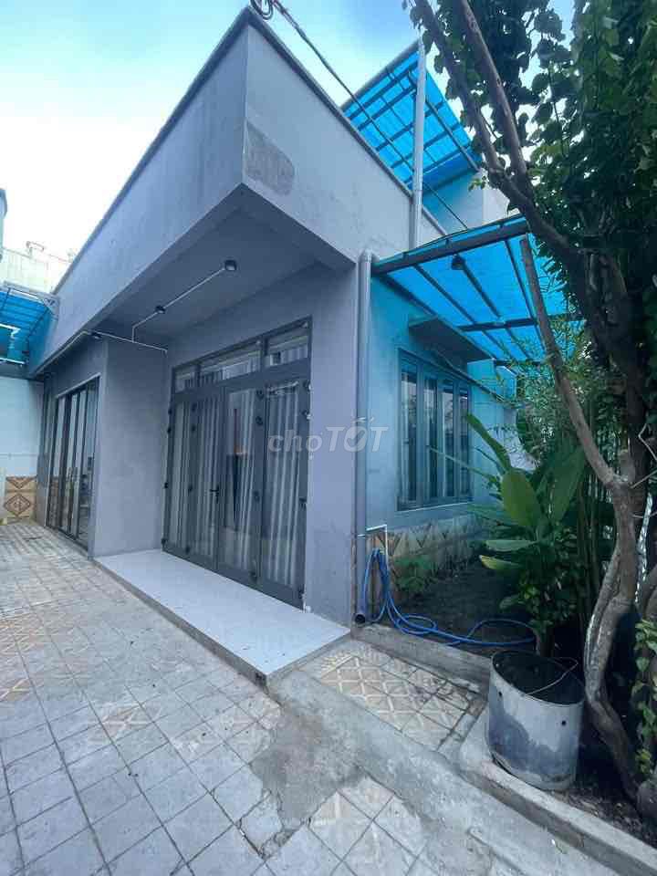Аренда · 3 комн. · 100 м² · Quận Ngũ Hành Sơn, ул. Đường Đỗ Bá