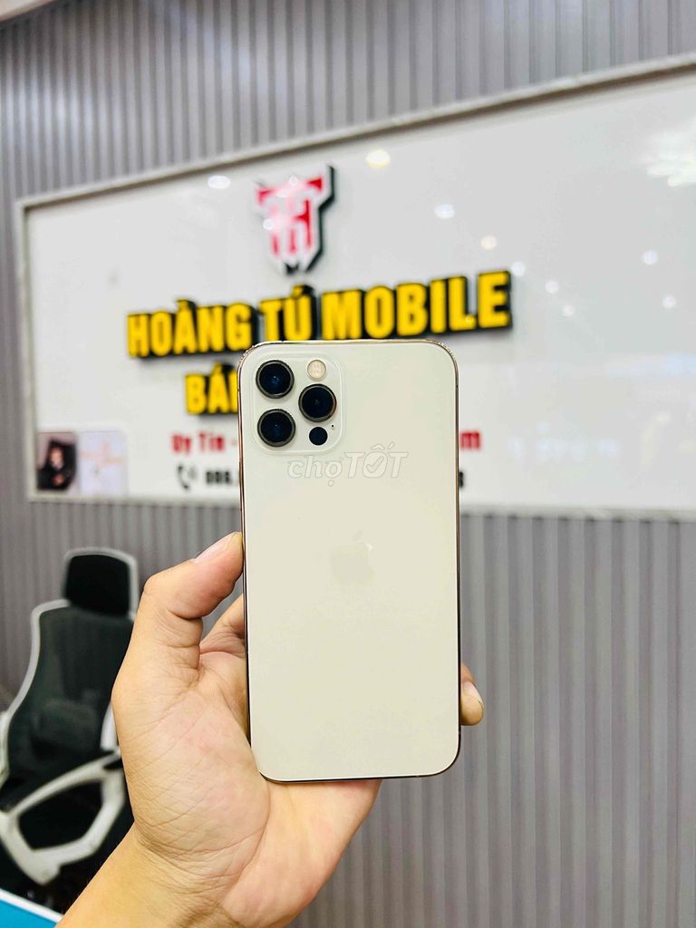 iPhone 12 Pro 256GB Gold. Mua bán Điện thoại tại Quận Liên Chiểu Đà Nẵng được đăng bởi Hoàng Tú Mobile hình 1