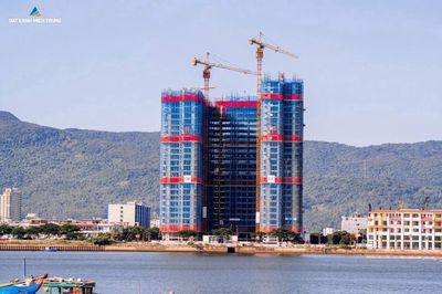 BÁN GẤP 2PN P1.15.15 PENINSULA ĐN ĐẸP HIẾM VIEW TRIỆU ĐÔ VỊNH-SÔNG HÀN