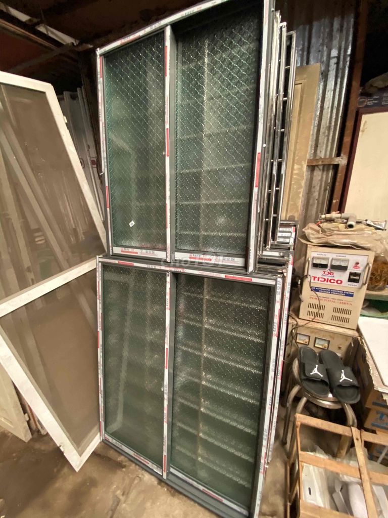 19b cửa sổ nhoomlùa mới 100% dư ctrình. Mua bán Nội thất, đồ gia dụng khác tại Quận 7 Tp Hồ Chí Minh được đăng bởi Quang hình 1