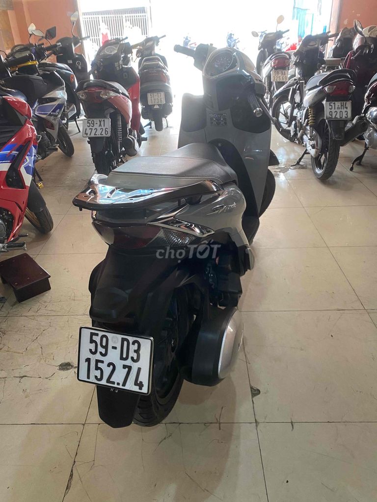 Honda SH Mode ABS 2022 Xám. Mua bán Xe máy tại Thành phố Thủ Đức Tp Hồ Chí Minh được đăng bởi nguyễn minh hiếu hình 4