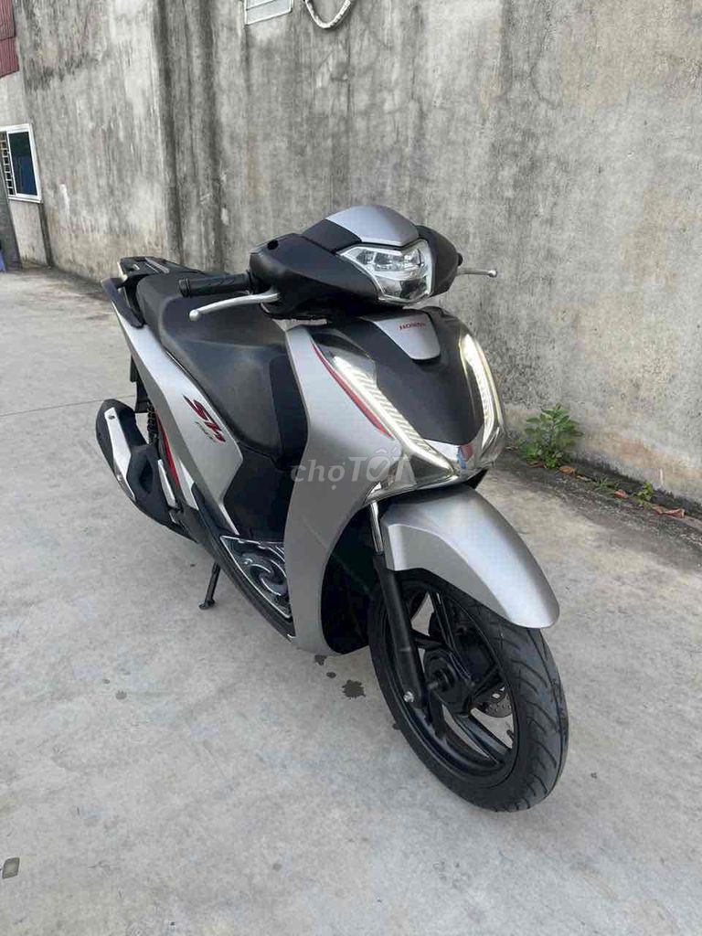 Cần bán sh 150 abs 2017 máy zin 1 chủ. Mua bán Xe máy tại Quận Kiến An Hải Phòng được đăng bởi Đức Anh  hình 1