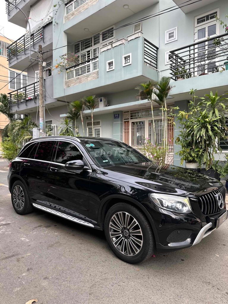 Mercedes GLC 250 4MATIC - 81000 km . Sản xuat 2018. Mua bán Ô tô tại Quận 7 Tp Hồ Chí Minh được đăng bởi Thông Sport  hình 11