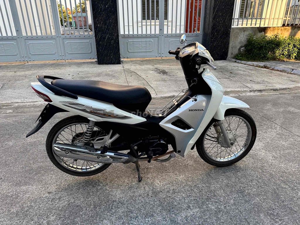 Honda Wave 110 2017 Trắng 55051 km. Mua bán Xe máy tại Huyện Hoài Đức Hà Nội được đăng bởi Ngọc Anh hình 3