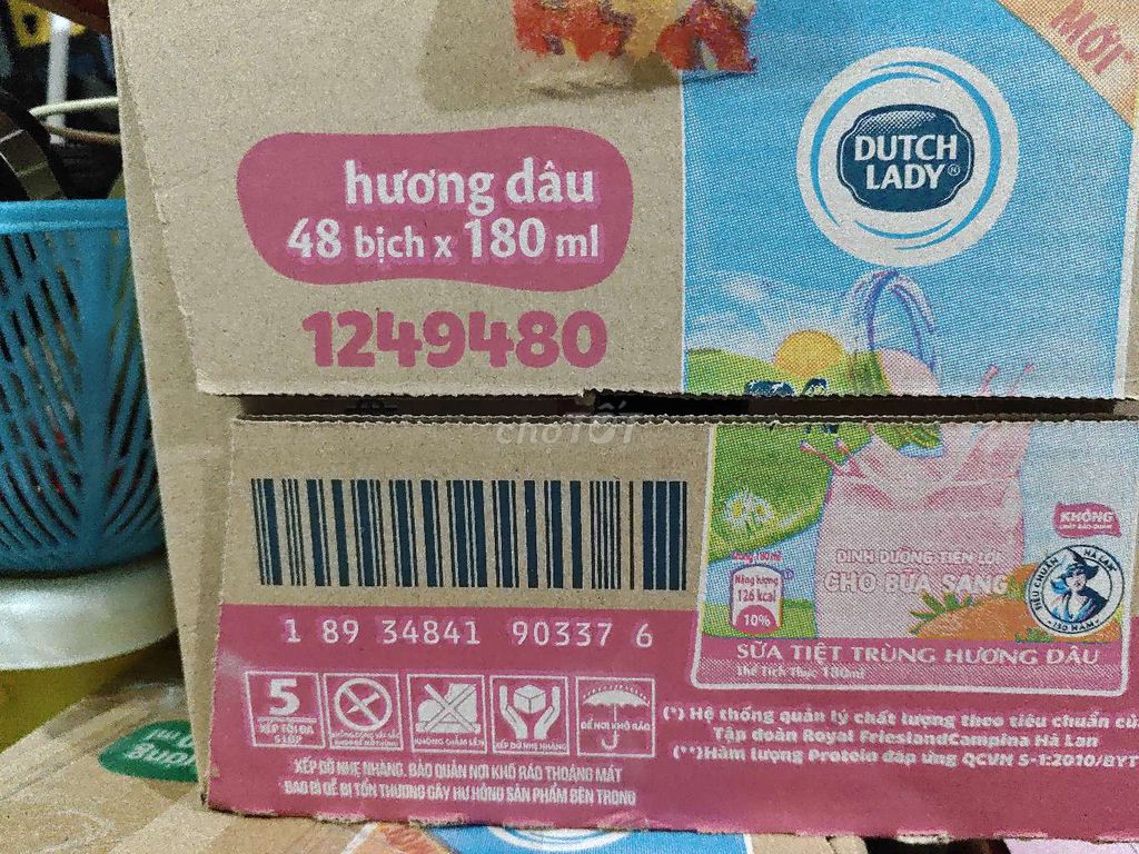 Thùng Sữa dutch Lady 180ml