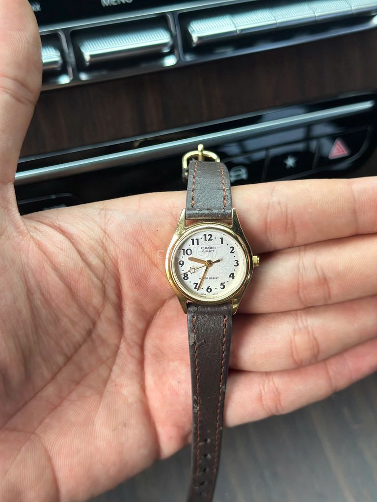 Đồng hồ Casio Nữ Dây da Nâu. Mua bán Đồng hồ tại Quận Hai Bà Trưng Hà Nội được đăng bởi Linh hình 1