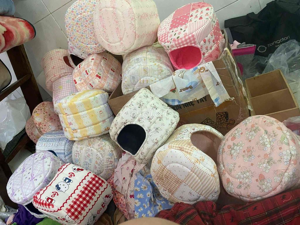 Nhà ngủ Vải Siêu to Nhiều màu. Mua bán Phụ kiện, Thức ăn, Dịch vụ tại Quận Hai Bà Trưng Hà Nội được đăng bởi Hoàng Hà hình 1