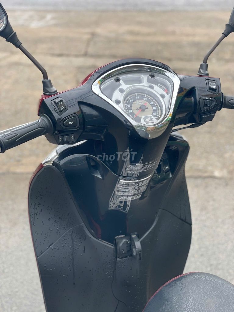 Honda SH Mode 2018 Bản Đặc Biệt Đỏ. Mua bán Xe máy tại Huyện Trảng Bom Đồng Nai được đăng bởi Của Hàng Xe Máy U Phong hình 4