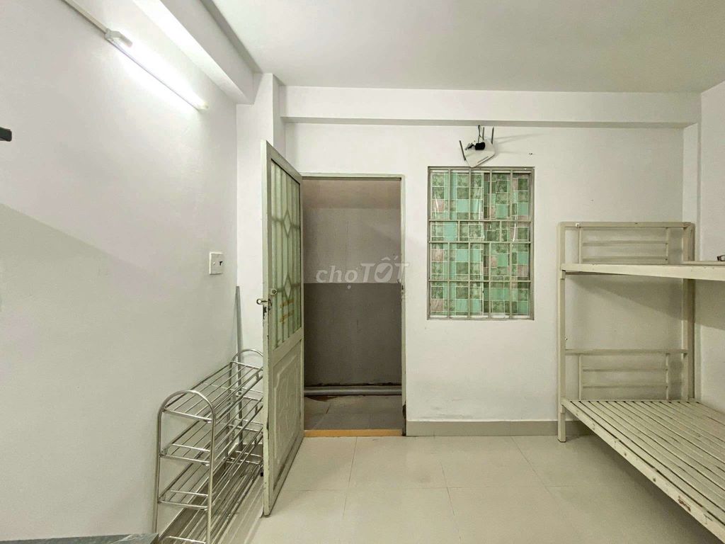 CHO THUÊ PHÒNG CÁCH ĐẠI HỌC TÔN ĐỨC THẮNG 500M