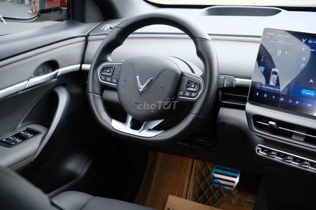 VinFast VF6 Plus 2025 - 11000 km. Mua bán Ô tô tại Quận 10 Tp Hồ Chí Minh được đăng bởi HYUNDAI MIỀN NAM hình 6