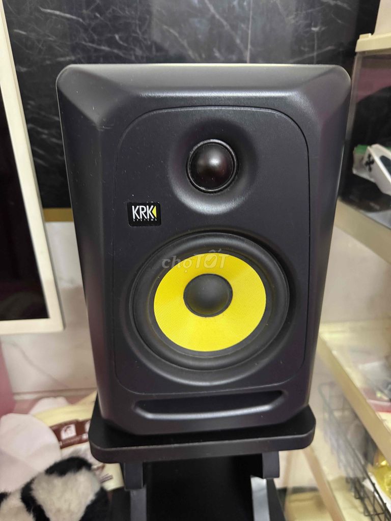 Loa kiểm âm KRK Classic 5 G3 Đen. Mua bán Tivi, Âm thanh tại Quận Bình Tân Tp Hồ Chí Minh được đăng bởi Thanh Nhân hình 1