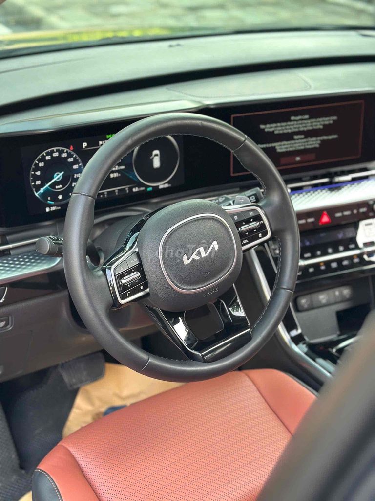 Kia Carnival 2022 Signature 2.2D - lướt 28.000km. Mua bán Ô tô tại Quận 1 Tp Hồ Chí Minh được đăng bởi Nguyên hình 6