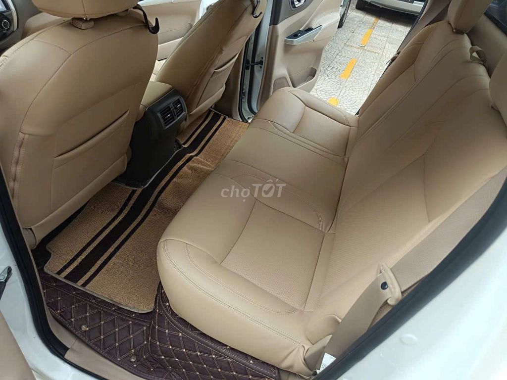 Navara 2018 EL Premium R - 14000 km. Mua bán Ô tô tại Quận Cầu Giấy Hà Nội được đăng bởi Hà Châu Tuyền hình 12