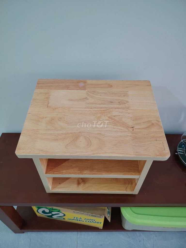 Bàn đọc sách gỗ vàng 40x30x34cm. Mua bán Bàn ghế tại Quận Lê Chân Hải Phòng được đăng bởi Nguyễn Hiếu hình 1