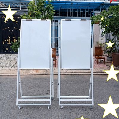 Bảng Flipchart văn phòng viết bút lông chân gấp. Mua bán Đồ dùng văn phòng tại Quận Gò Vấp Tp Hồ Chí Minh được đăng bởi Thanh lý Phú Nhàn