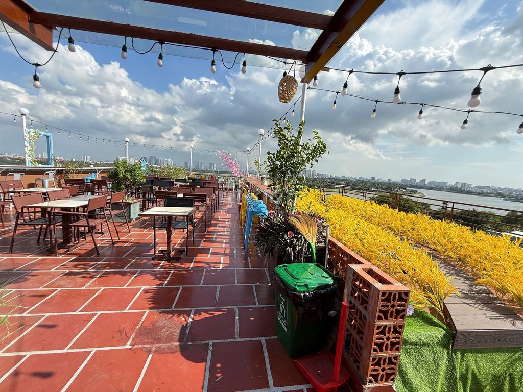 TUYỂN DỤNG NHÂN VIÊN PHỤC VỤ CAFE. Việc làm tại Thành phố Thủ Đức Tp Hồ Chí Minh được đăng bởi Trần Hà hình 5