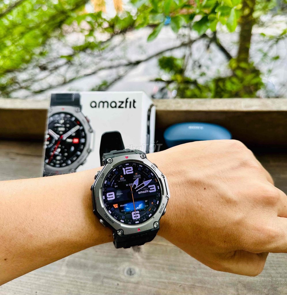 Amazfit T-Rex 3. Đen. Cbh 11 tháng. Fullbox.