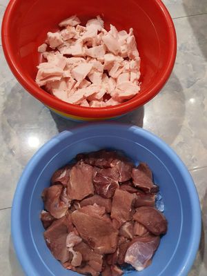 Thịt heo nạc mỡ chế biến chả lụa. Mua bán Đồ ăn, thực phẩm và các loại khác tại Huyện Nhà Bè Tp Hồ Chí Minh được đăng bởi Phong Lê Đăng