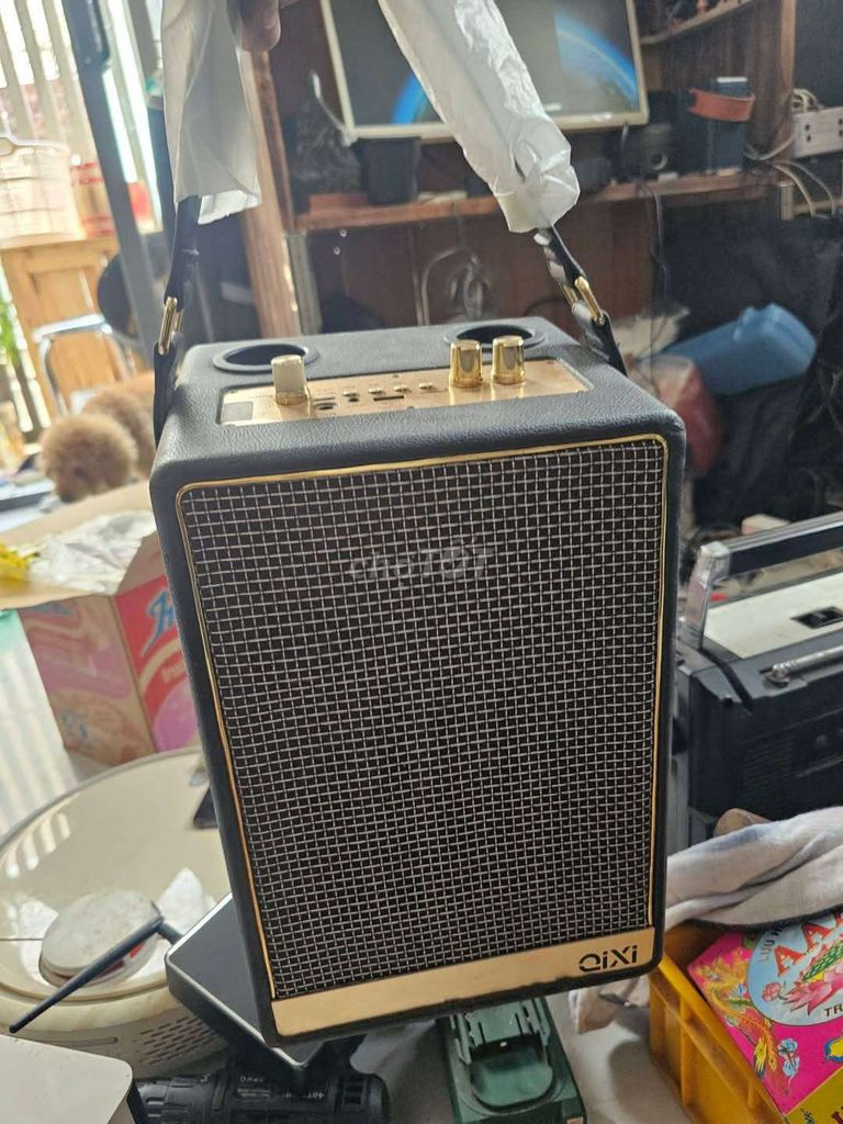 Loa kẹo kéo màu Đen có mic. Mua bán Tivi, Âm thanh tại Thành phố Bến Tre Bến Tre được đăng bởi Zi Trần hình 1