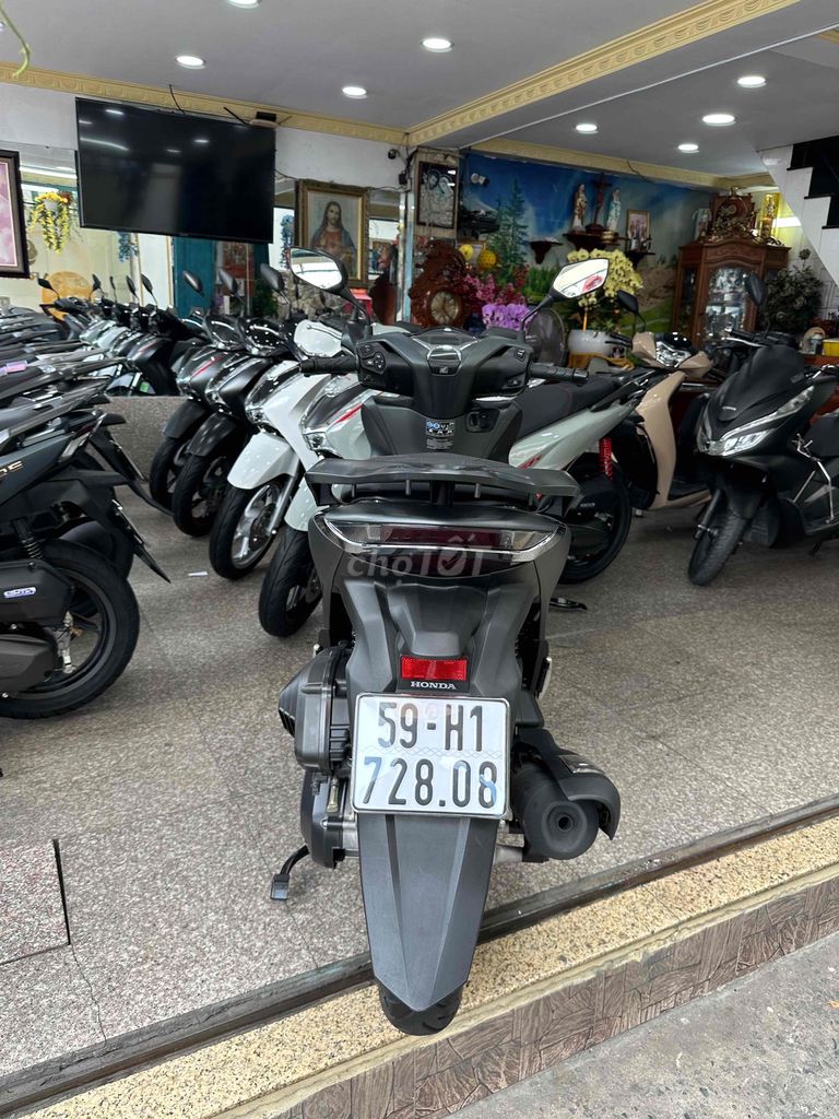 SH 150i ABS + HSTC 2020 Xám Đen BSTP Chính Chủ. Mua bán Xe máy tại Quận Phú Nhuận Tp Hồ Chí Minh được đăng bởi Ngô Hà hình 5